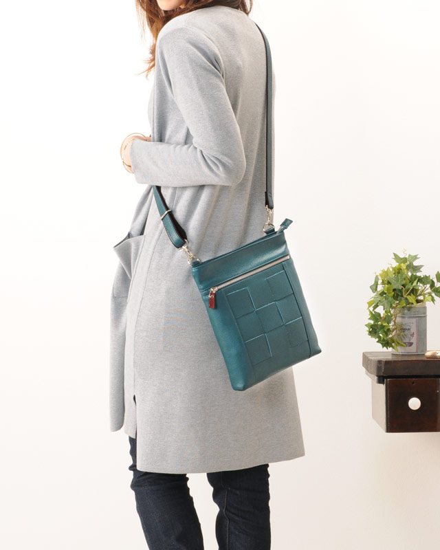 Jamale ソフトシュリンク メッシュ ショルダーバッグ