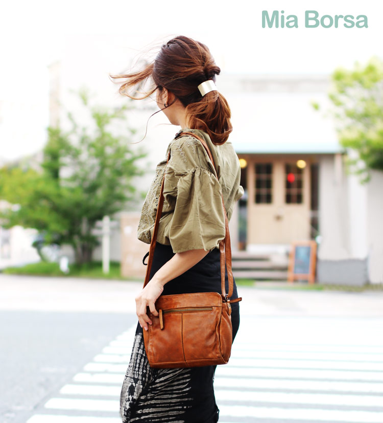 Mia Borsa 本革 ミニショルダーバッグ レディース ウォッシュ加工